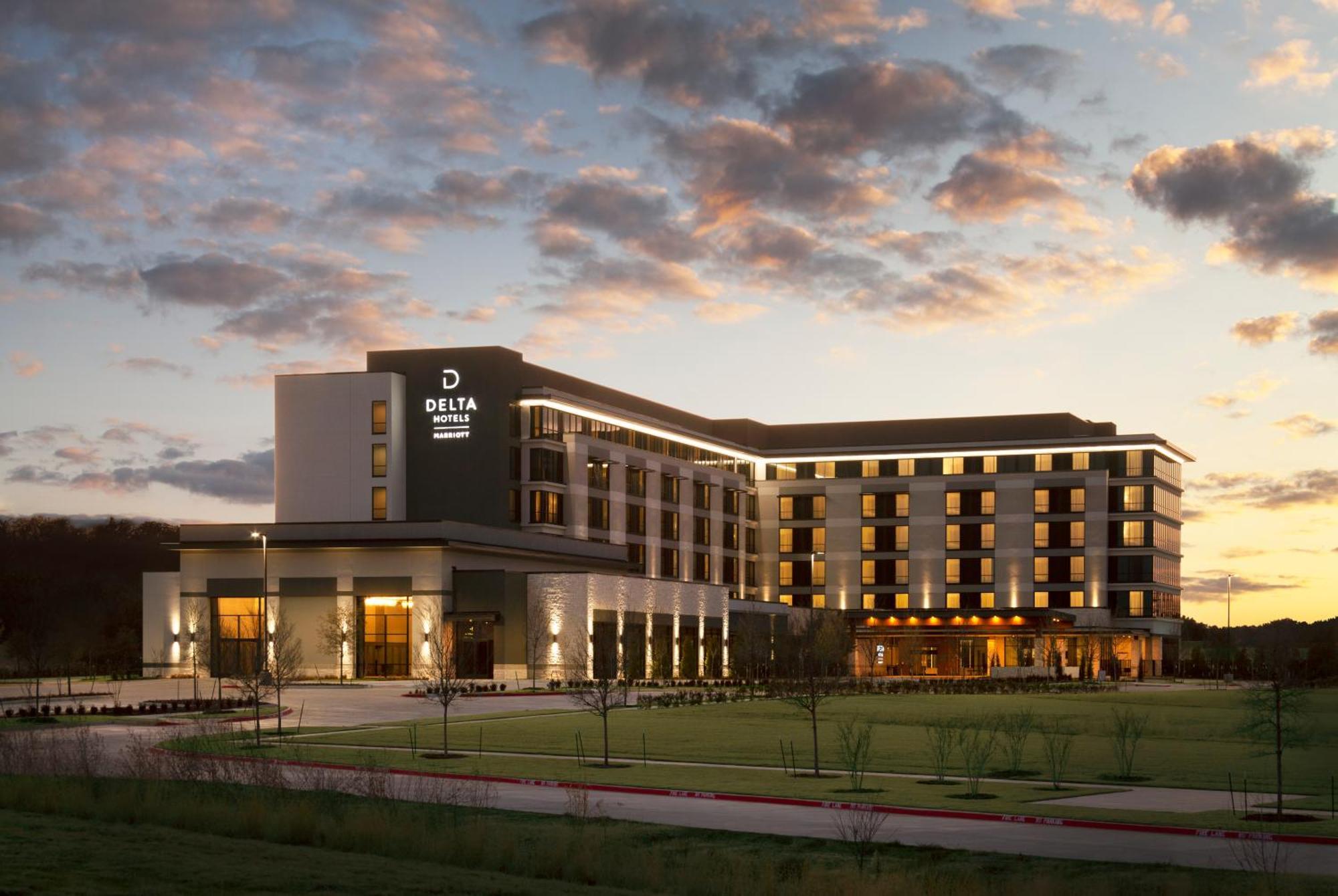 Delta Hotels By Marriott Dallas ساوثلايك المظهر الخارجي الصورة